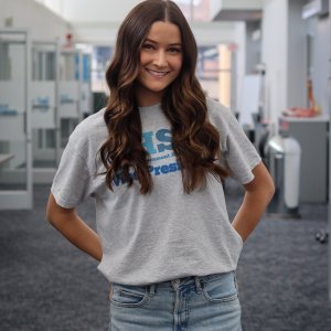 headshot photo of Isabelle 