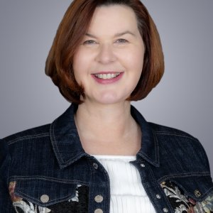 Sondra Jepson Headshot