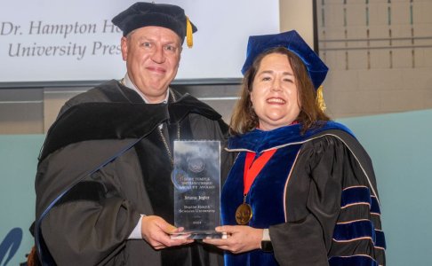 Distinguished Faculty award winner Dr. Briana Jegier