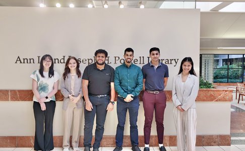 featured image of Summer Scholars students 